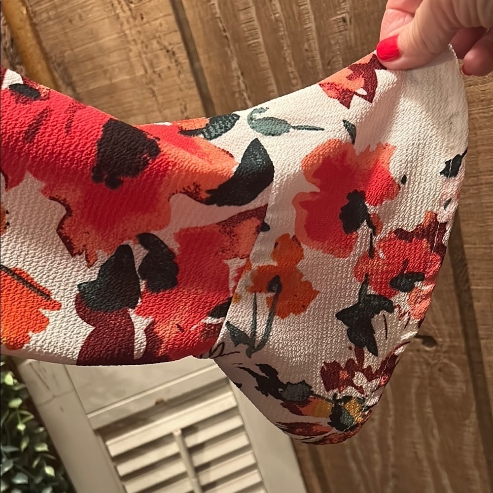 NWT Floral Wrap Dress Romper - Picture 2 of 4